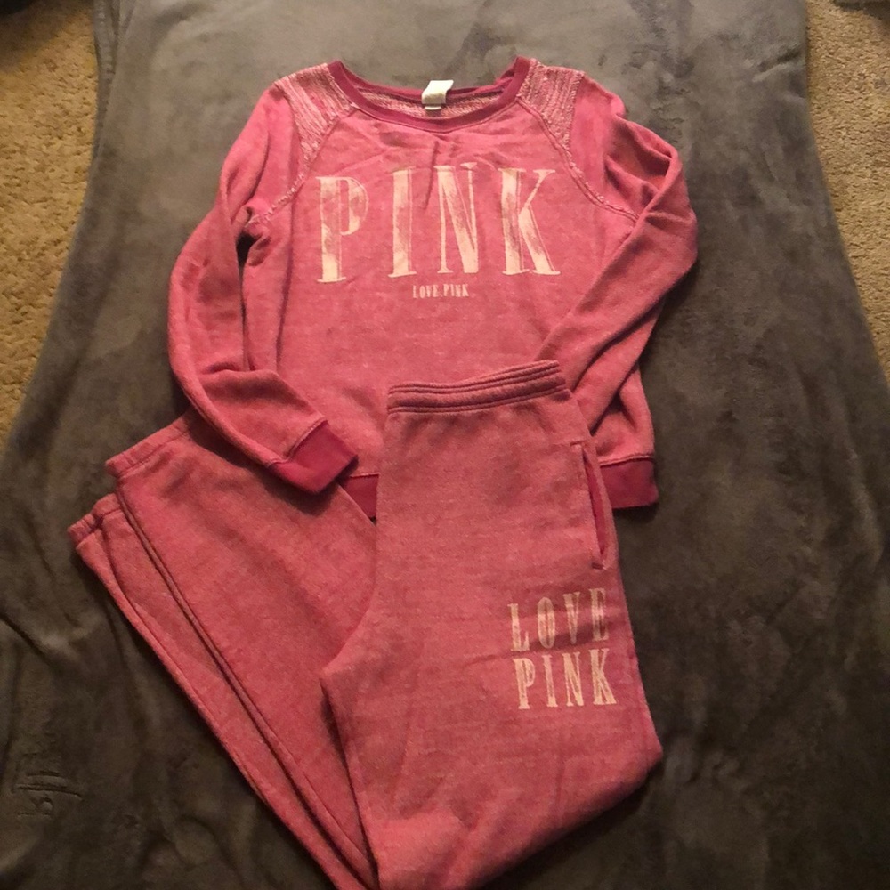 Victoria’s Secret Pink sweat suit medium
